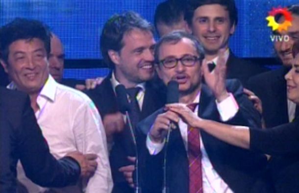 Graduados arrasó en los premios Tato a la TV