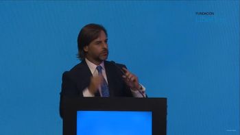El presidente Luis Lacalle Pou expone sobre la libertad, la realidad de Uruguay y la situación regional en Argentina. El presidente Luis Lacalle Pou expone sobre la libertad, la realidad de Uruguay y la situación regional en Argentina.