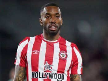 Detuvieron a un ex delantero de la Selección de Inglaterra por un incidente en un bar