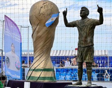 La primera estatua de Messi en el mundo está en Mar del Plata: dónde sacarse la foto