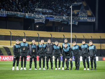 Costas confirmó el equipo para la ida con Peñarol: ¿juega Marcos Rojo?