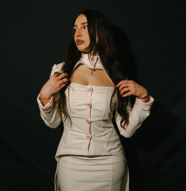 Juli Martorell pisa fuerte con Alkimia, su álbum debut