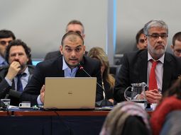 funcionarios de economia defienden el proyecto de presupuesto 2016 en diputados funcionarios de economia defienden el proyecto de presupuesto 2016 en diputados