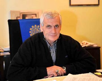 Antonio Caló desmintió que baje su candidatura en la CGT