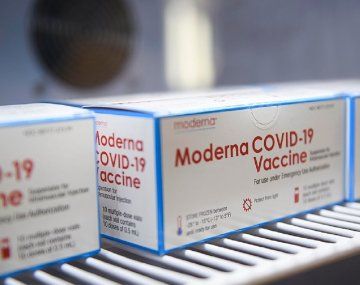 Moderna supera a Pfizer en protección contra casos graves de covid