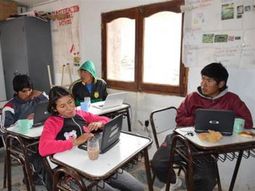 alumnos saltenos buscan terminar el secundario por whatsapp alumnos saltenos buscan terminar el secundario por whatsapp