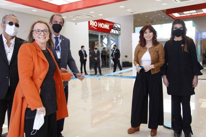 Alicia y Cristina Kirchner en la inauguración de la zona franca de Santa Cruz - @aliciakirchner