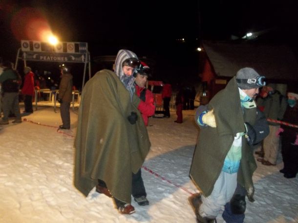 Cuatro horas varados en la aerosilla con 8 grados bajo cero