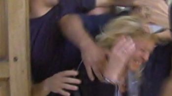 mira la reaccion de los papas del jardin de castelar ante la falta de respuestas mira la reaccion de los papas del jardin de castelar ante la falta de respuestas