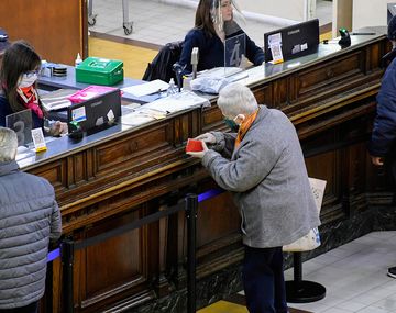 Últimos dos días para cobrar el IFE esta semana: ¿a quiénes paga ANSES hoy y mañana?