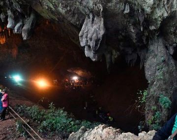 El mensaje de uno de los 33 mineros chilenos a los chicos atrapados en una cueva en Tailandia
