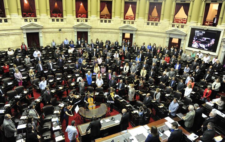 ¿Cómo es el sistema por el cual se define el reparto de bancas?