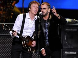 ringo starr y paul mccartney, juntos otra vez en los grammy ringo starr y paul mccartney, juntos otra vez en los grammy