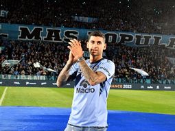 Increíble: la emoción del Cuti Romero tras ser homenajeado por Belgrano