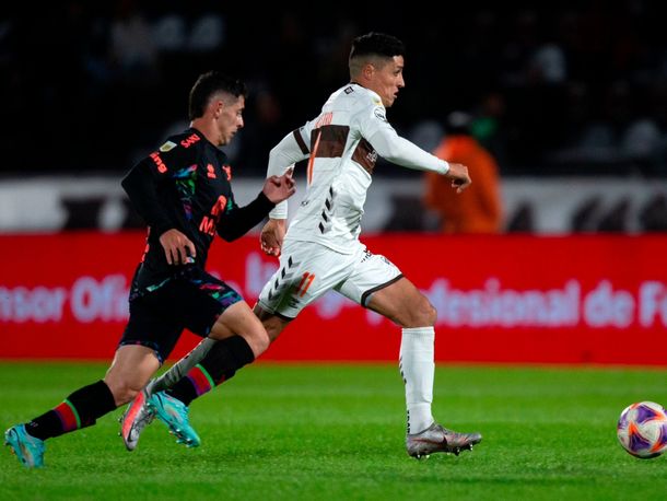 Fútbol libre por celular: cómo ver en vivo Platense vs Belgrano