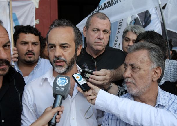 Continúan las negociaciones de las paritarias docentes en la Ciudad