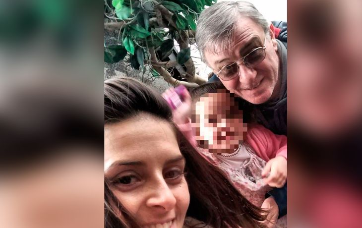 Luciana Romano con su hija y su papá Aníbal
