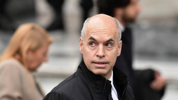 El jefe de Gobierno tuvo que abandonar antes el Tedeum y ya está en su casa El jefe de Gobierno tuvo que abandonar antes el Tedeum y ya está en su casa