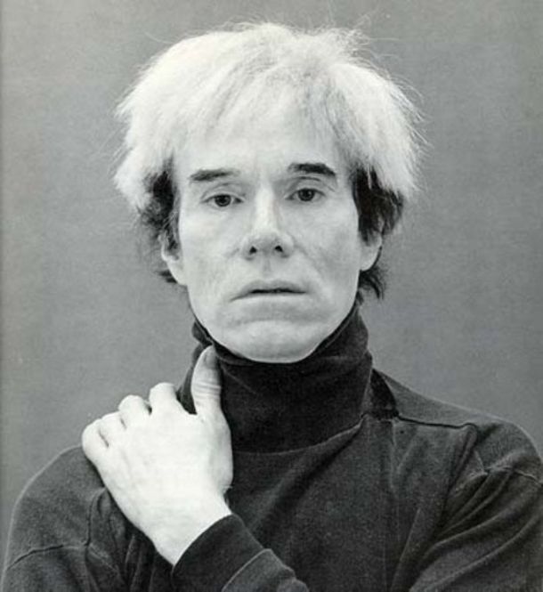 Vendieron por una fortuna una obra orinada por Andy Warhol