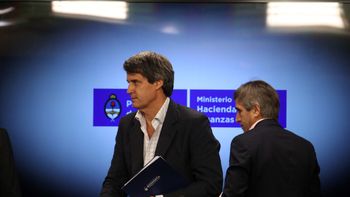 emitiran bonos en pesos por la deuda con importadores emitiran bonos en pesos por la deuda con importadores