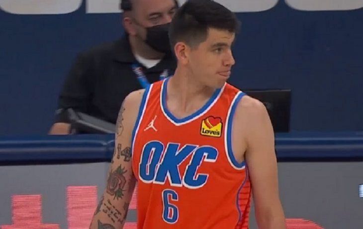 Deck debutó en la NBA: primeros puntos y pase de faja en estreno