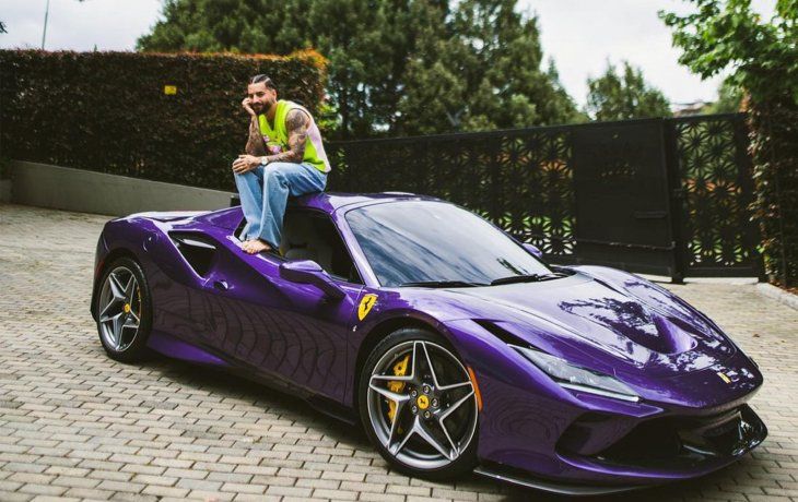La impresionante Ferrari que se compró Maluma