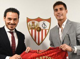Gattoni fue presentado en Sevilla: quiere hacer historia como Scotta