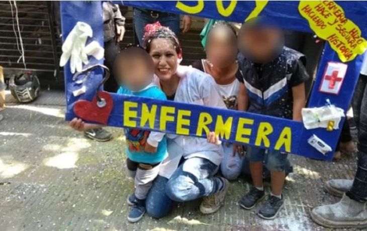 Permiten regresar al país a la mujer peruana que el Gobierno expulsó junto a su bebé