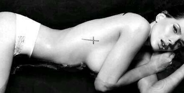 La China Suárez, en una nueva producción hot