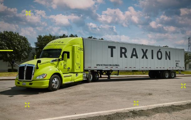Quién es el dueño de Traxión, empresa líder de transporte y logística de México