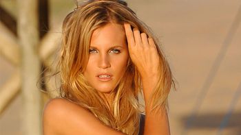 Liz solari Liz solari