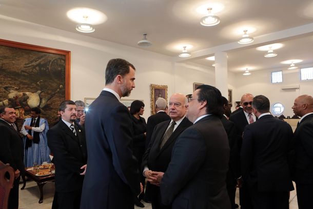 El príncipe Felipe llegó a Buenos Aires para apoyar candidatura de Madrid 2020