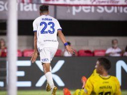 velez vencio en la plata a estudiantes y se afianza como lider invicto velez vencio en la plata a estudiantes y se afianza como lider invicto