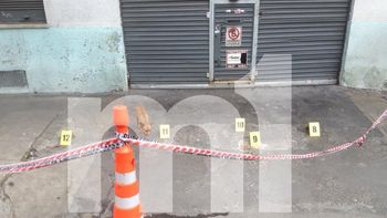 intenso tiroteo entre policias y delincuentes que intentaron asaltar un garaje intenso tiroteo entre policias y delincuentes que intentaron asaltar un garaje