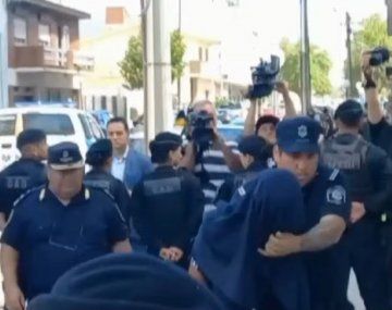 Así trasladaron al principal acusado del homicidio de Tomás Tello