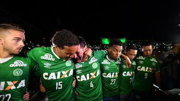 Homenaje a los muertos del Chapecoense Homenaje a los muertos del Chapecoense