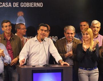 Chaco: precandidatos del FPV acompañaron a Capitanich en su triunfo