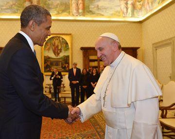 Obama elogió al Papa: Nos hace mejores personas
