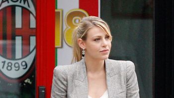 de tal palo, tal astilla: la hija de berlusconi echo al dt del milan de tal palo, tal astilla: la hija de berlusconi echo al dt del milan