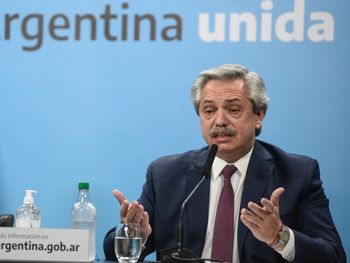 Alberto Fernández encabeza el acto central por el Día de la Bandera en forma virtual