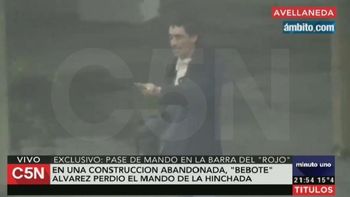 exclusivo: bebote alvarez a los tiros y repartiendo dolares a los barras exclusivo: bebote alvarez a los tiros y repartiendo dolares a los barras
