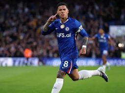 el golazo de enzo fernandez para chelsea que complica al tottenham de cuti romero el golazo de enzo fernandez para chelsea que complica al tottenham de cuti romero