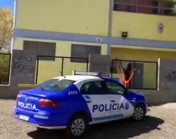 Un chico de 10 años llevó una pistola cargada a la escuela en Caleta Olivia