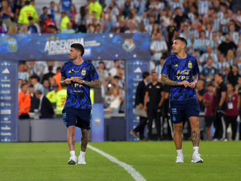 De Paul y Paredes repitieron la cábala de los caramelos