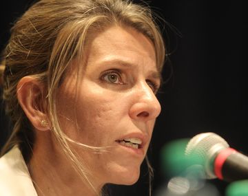 Nueva embestida de Arroyo Salgado contra Viviana Fein