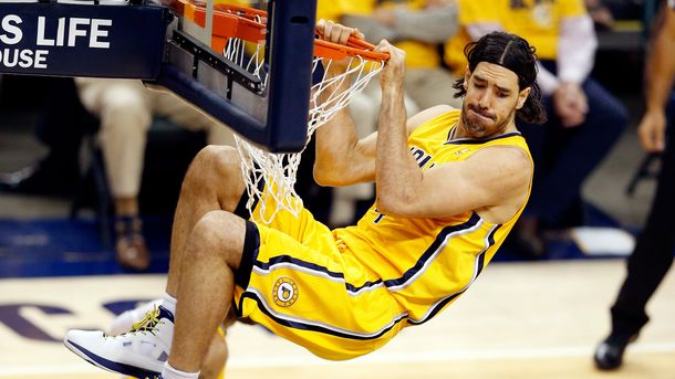 Luis Scola sigue en la NBA, pero cambia de equipo y se muda al norte