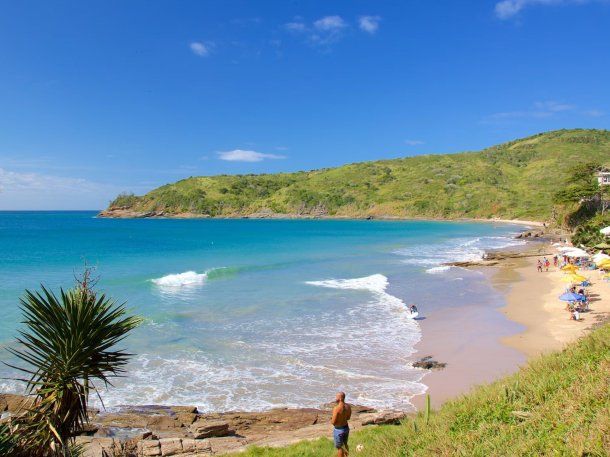 Famosas playas de Brasil contaminadas: el riesgo que corren los argentinos que van de vacaciones