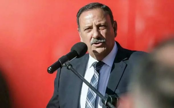 Ricardo Quintela llamó a un paro por tiempo indeterminado en contra de la reforma laboral