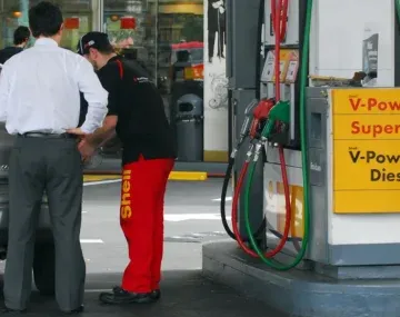 Shell y Puma aumentaron sus combustibles un 15%