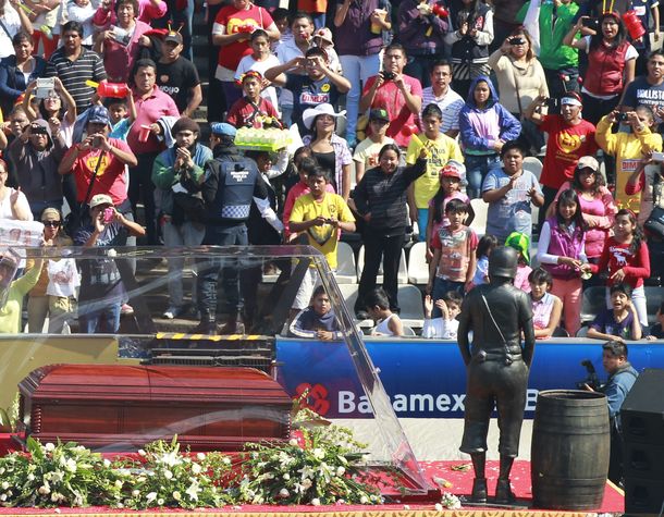 El emotivo adiós de México al Chavo del 8